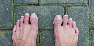Barefoot or Shoes? The Debate for Kids and Athletes